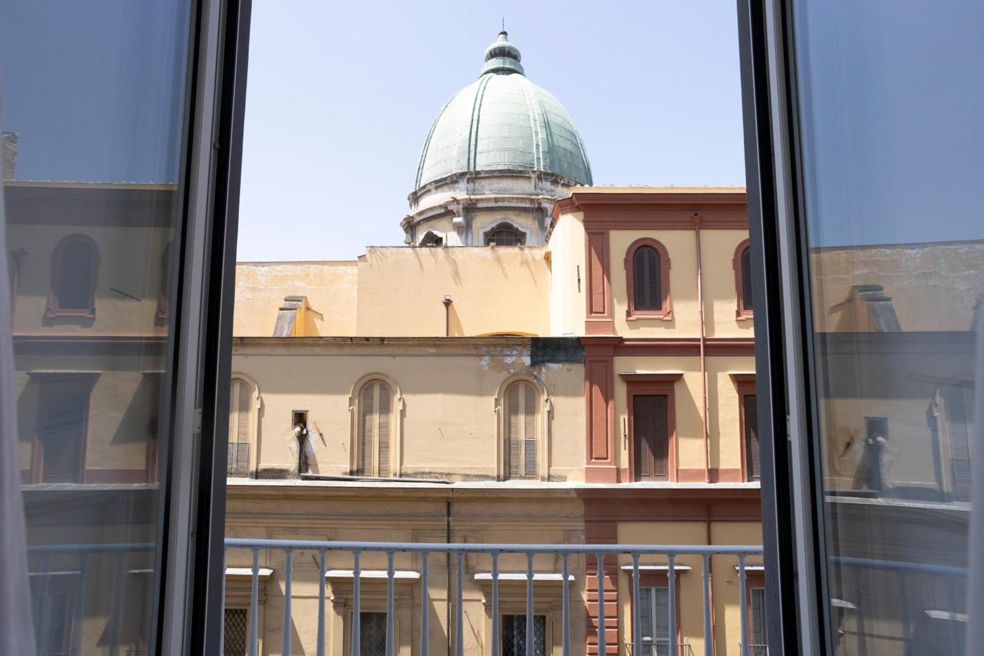 La Chambre Duomo Naples Exterior photo